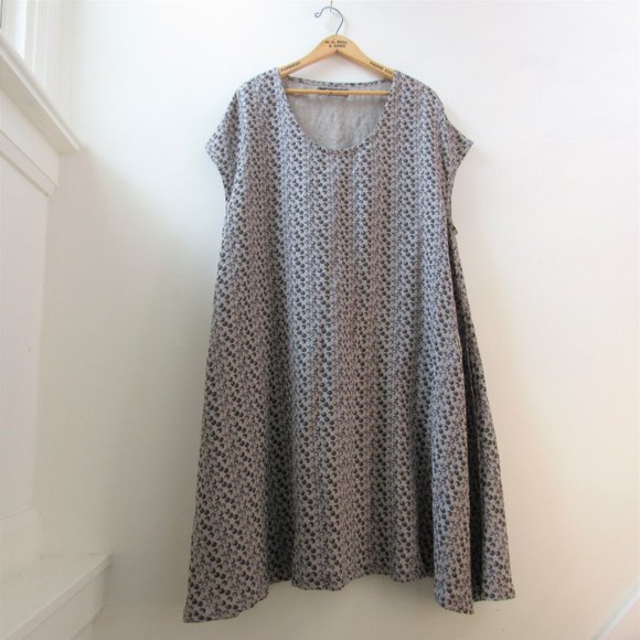 Pure Linen Dress Aurea Vita Stockholm - Picture 1 of 8